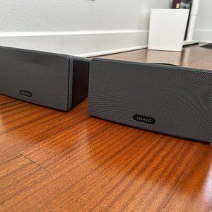 Pair of Play:3 Sonos Speakers GREAT CONDITION